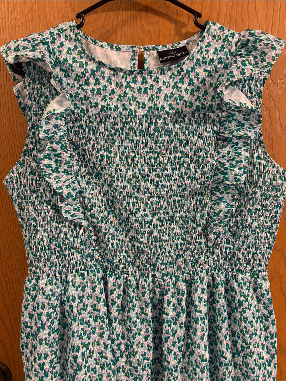 Nursing Queen NWOT Women's Smocked Floral Print Nursing Midi Dress Large - Picture 5 of 11